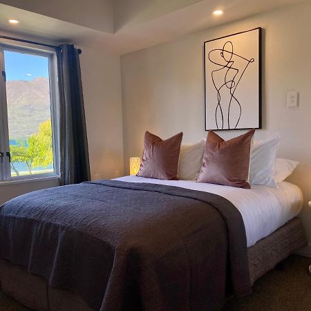 Lakefront Gem, Absolute Waterfront Queenstown Exteriör bild
